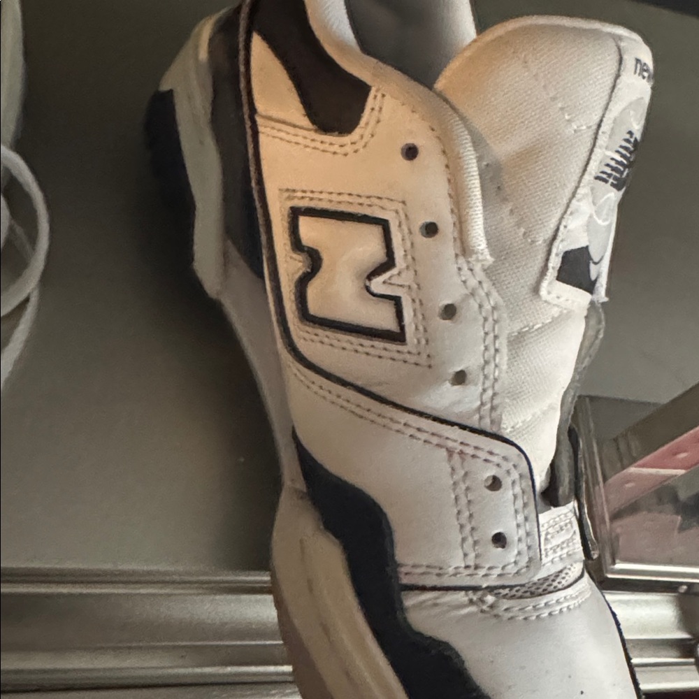 New Balance 550 Black and White Sneakers